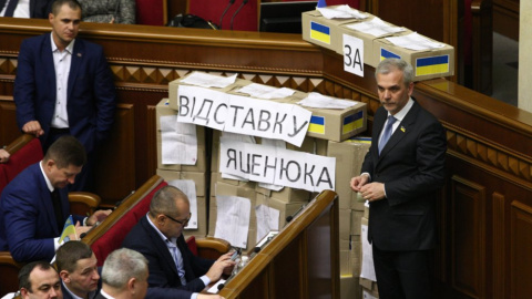 Рада після трьох тижнів перерви