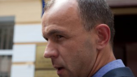 Ярцев является родственником председателя БЮТ в Раде Андрея Кожемякина.