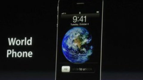В отличие от исходной модели, в iPhone 4S установлен более производительный двухъядерный процессор Apple A5