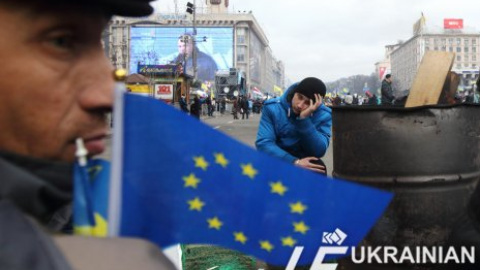 20 тыс. человек митингуют на киевском Майдане