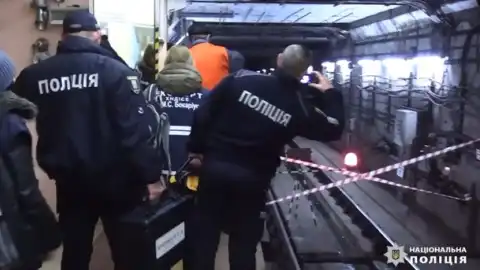 Заблудились? В "Киевтеплоэнерго" пришли с обысками полицейские из… метрополитена