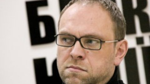 Депутаты в своих заявлениях потребовали провести проверку и установить виновных.