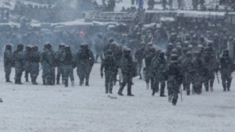 МВД отчиталось об экипировке милиционеров на Грушевского.