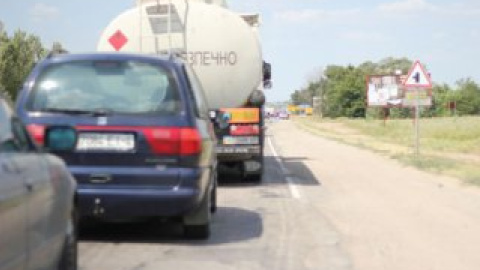 На этом отрезке дороги отсутствуют магазины и дорожный сервис.
