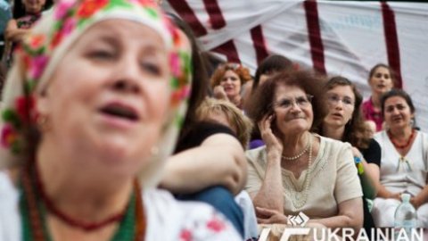 Поэтический марафон под Украинским домом