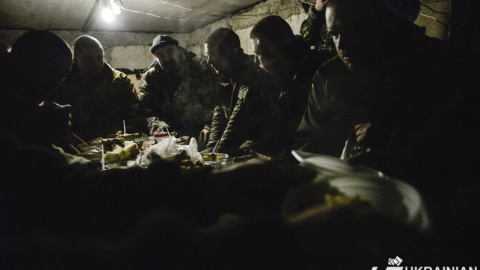 Будни украинских военных в тылу донецкого аэропорта