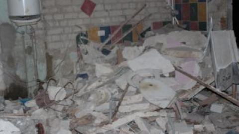 Взрыв газа в Стаханове разрушил не одну квартиру. Фото пресс-службы МЧС