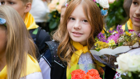 Дети пошли в школу