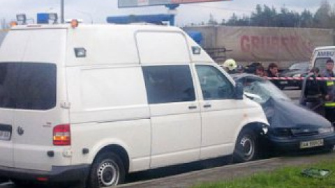 В ДТП попала скорая, которая постоянно сопровождает кортеж Президента.