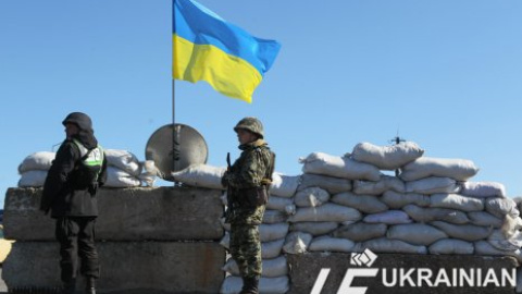 Украинские пограничники на границе Херсонской области и Крыма