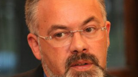 Вопрос с открытием русскоязычного класса в украиноязычной школе №73 уже решается на местном уровне.