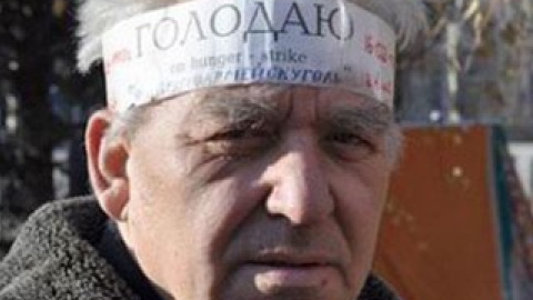 Коноплев погиб во время разгона акции протеста чернобыльцев в Донецке.