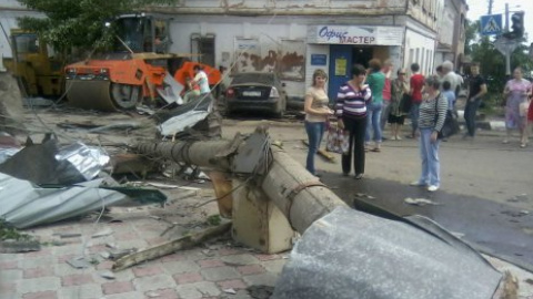 По улицам города в Тульской области прошел торнадо