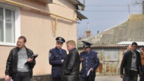 На месте работают эксперты, решается вопрос об открытии уголовного производства.