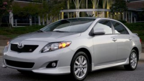 Toyota Corolla продается лучше всех других автомобилей.