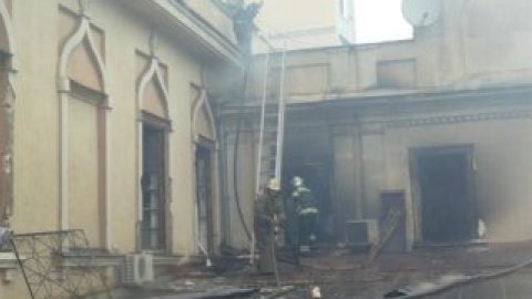 В ликвидации пожара принимали участие 82 человек.
