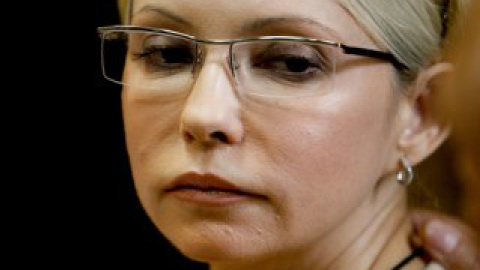 Тимошенко подписывала соглашения со многими депутатами в 2010 году.