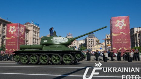 В Киеве прошли торжества по случаю Дня Победы