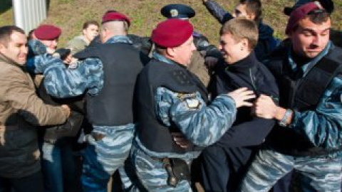 Свободовцы подрались с участниками "Русского марша".