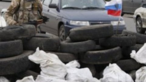 Блокпост на въезде в Славянск.