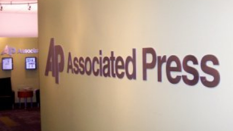 В случае успеха, AP планирует распространить новостные чеки и в других ресторанах.