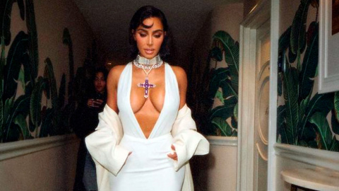 Кім Кардаш'ян в намисті принцеси Діани. Фото: instagram.com/kimkardashian