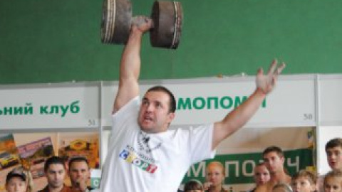 Рекорд был установлен во время проведения во Львове Ярмарки спорта.