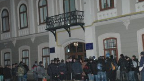 Из Коломыи в Киев отправились 100 активистов