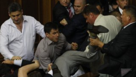 Депутаты подрались в Раде.