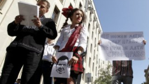 Активисты призвали судить "насильников".