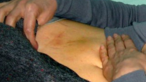 Эти снимки были сделаны в среду, 25 апреля, через пять дней после доставки экс-премьера в больницу.