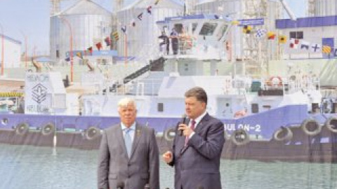 Порошенко посетил предприятия компании "НИБУЛОН" в Николаеве