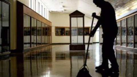 Чиновники подыскивают себе работу.