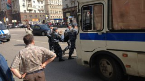 Все задержанные доставлены в отделы полиции.