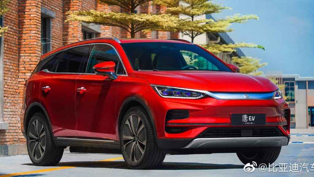 BYD Tang. Фото: electro-mobility.com.ua