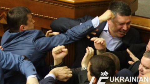 Потасовка в Верховной Раде
