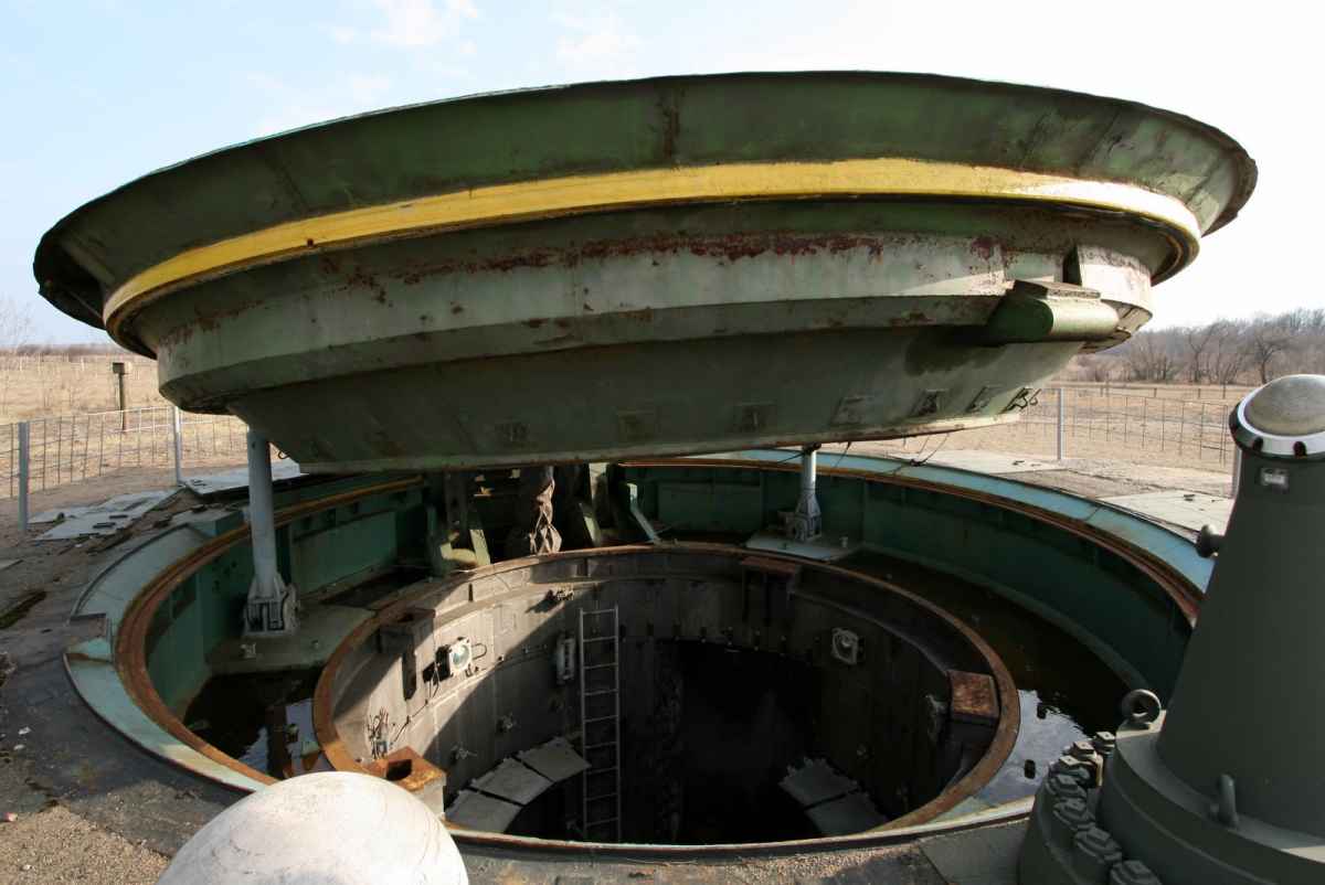Вихід з пускової шахти МБР РТ-23УТТХ, Музей ракетних військ стратегічного призначення, смт Побузьке