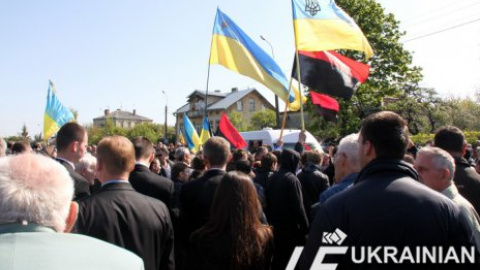 Марш "Свободы" против Дня победы во Львове