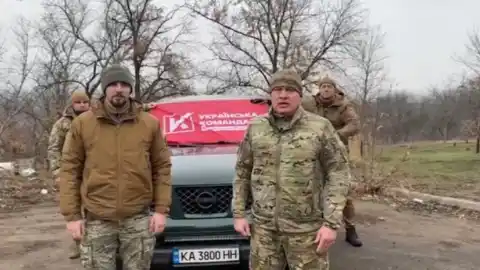 "Украинская команда" привезла двум бригадам на передовую помощь – машину и дроны, – Артур Палатный