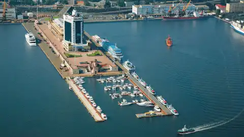 Одесский морской торговый порт. Фото Мeetup