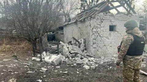 Последствия обстрелов в Донецкой области. Фото: Нацполиция
