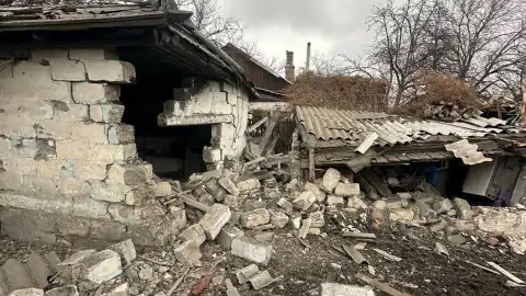 Последствия обстрелов в Донецкой области. Фото: Нацполиция
