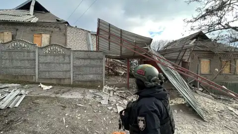 Последствия обстрелов в Донецкой области. Фото: Нацполиция