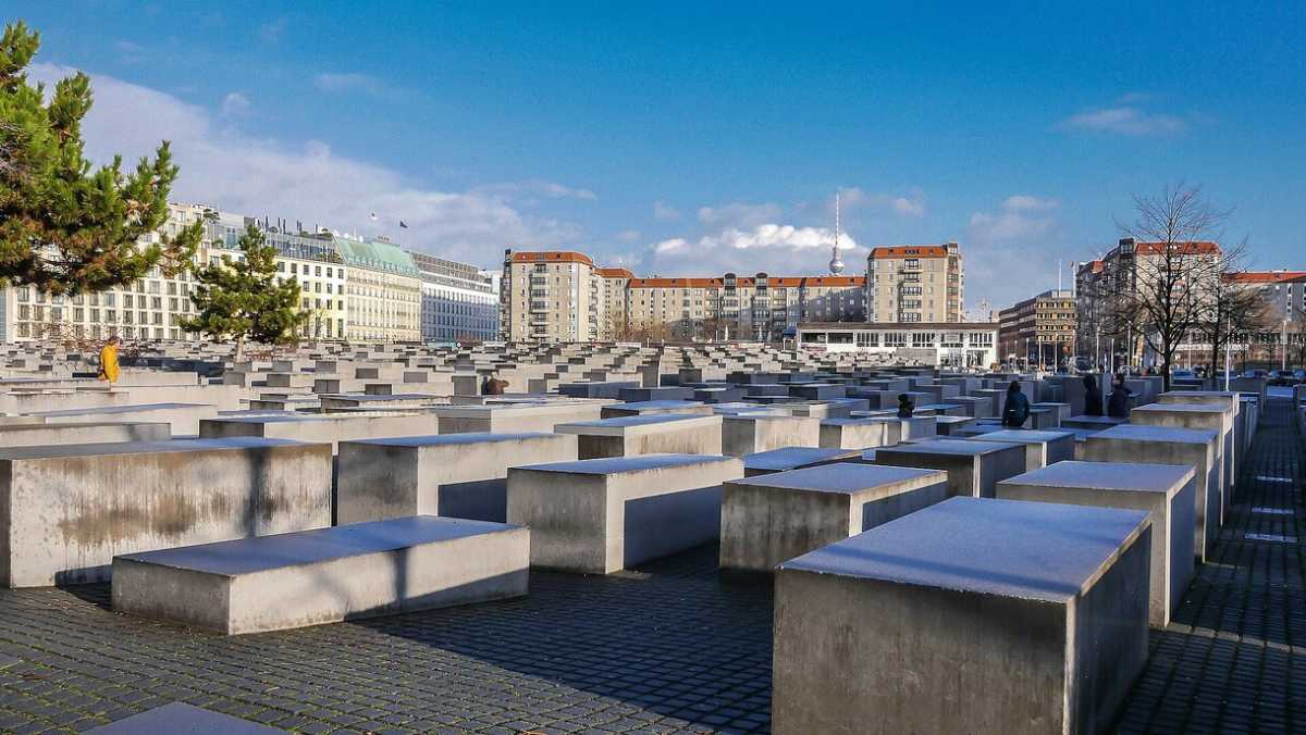 Меморіал убитим євреям Європи в Берліні