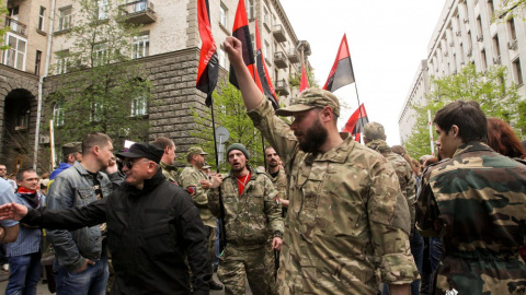 Пикет активистов "Правого сектора" у здания АП