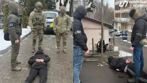 СБУ задержала двух юношей в момент установки взрывчатки возле отделения полиции в Ровно