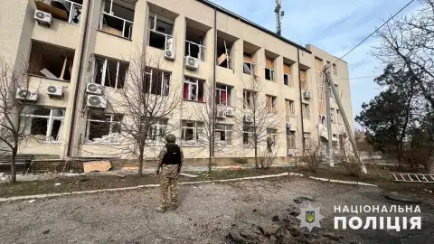Последствия обстрелов в Донецкой области. Фото: Нацполиция