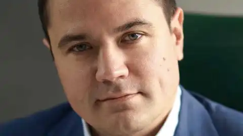 "Это заказная грязная кампания против меня, моих клиентов и против киевской городской власти и ее представителей", – адвокат Комарницкий