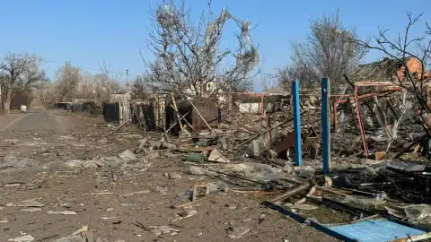 Последствия обстрелов в Донецкой области. Фото: Нацполиция