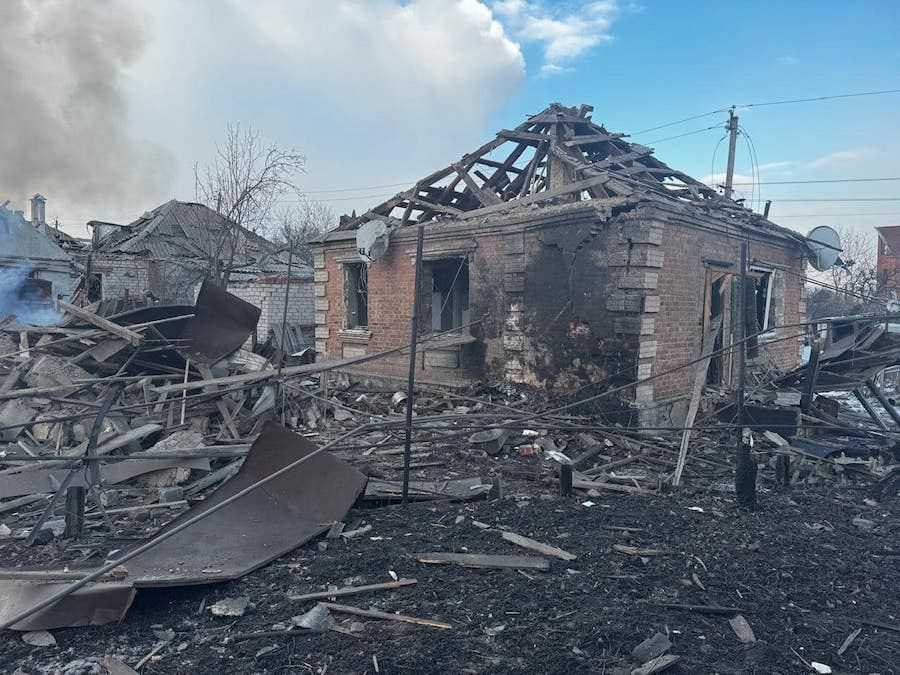 Наслідки авіаудару росіян. Слов'янська МВА.
